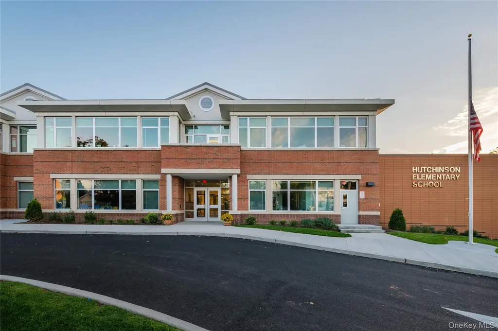454 First Avenue Pelham NY 10803