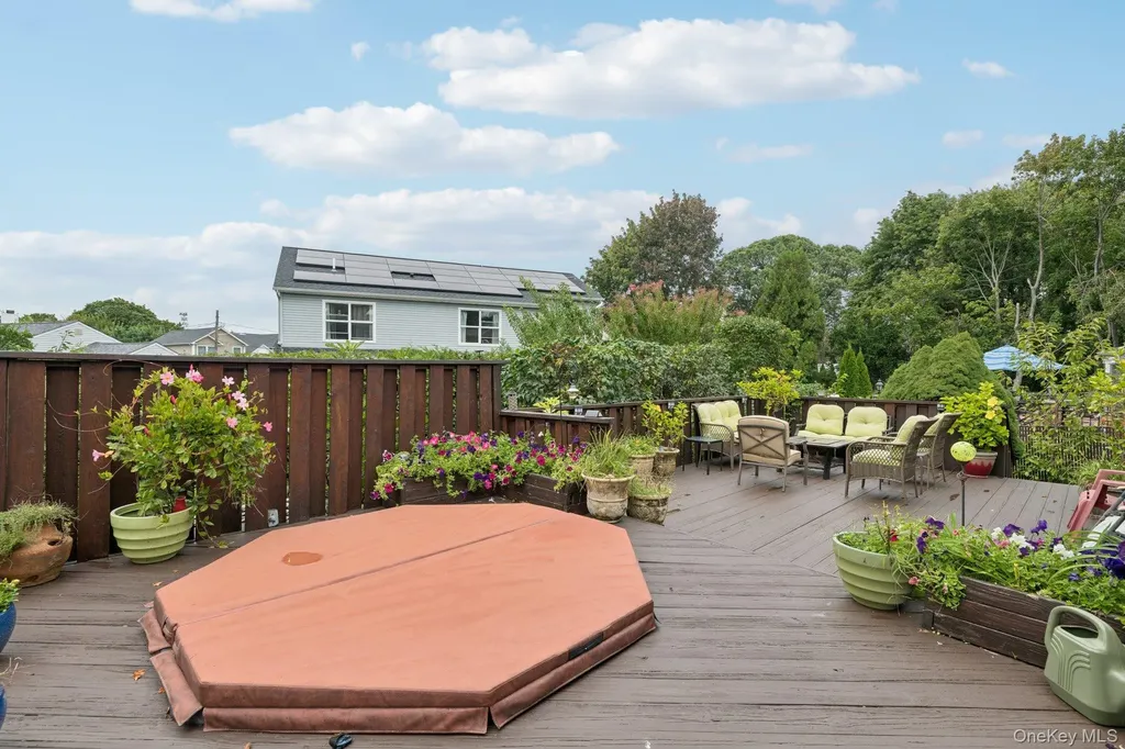 9 4th Place Syosset NY 11791