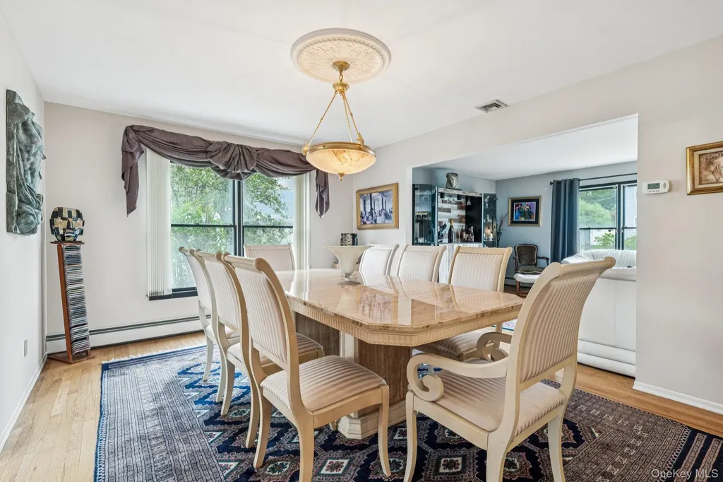 9 4th Place Syosset NY 11791