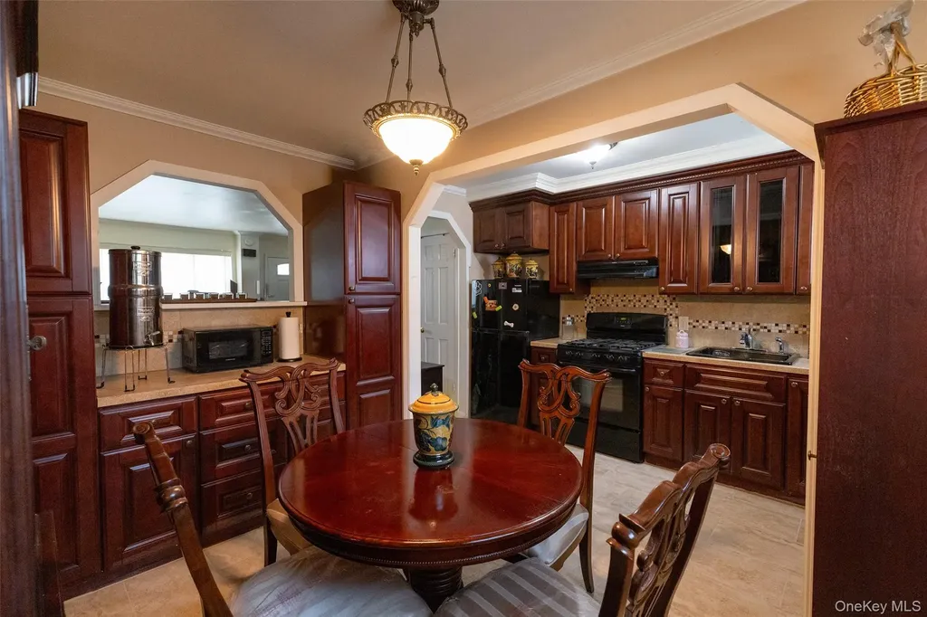 1865 Hunt Avenue Bronx NY 10462