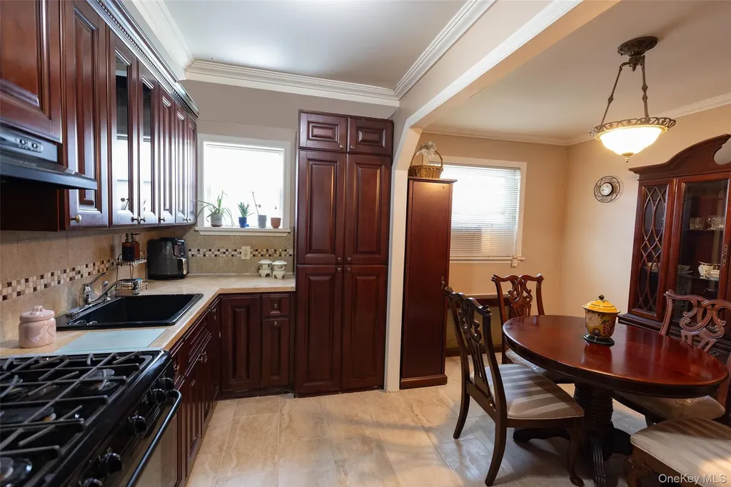 1865 Hunt Avenue Bronx NY 10462