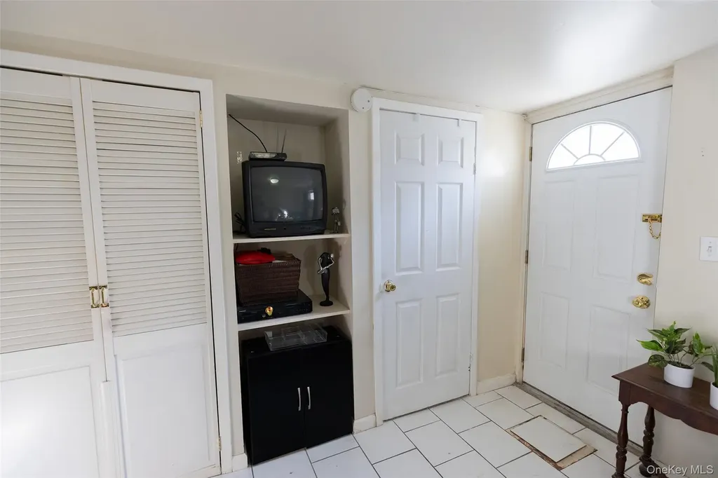 1865 Hunt Avenue Bronx NY 10462