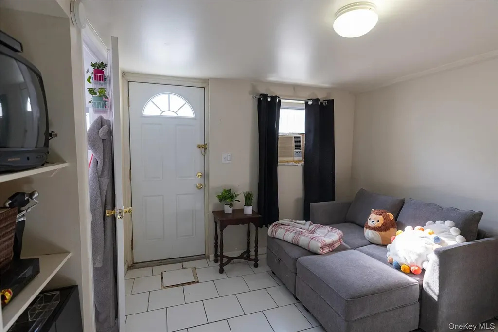1865 Hunt Avenue Bronx NY 10462