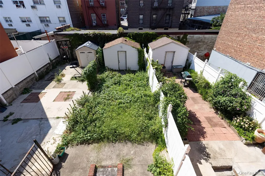 1865 Hunt Avenue Bronx NY 10462