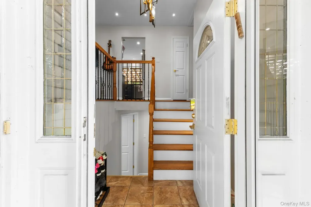 1 Phillips Drive Airmont NY 10901