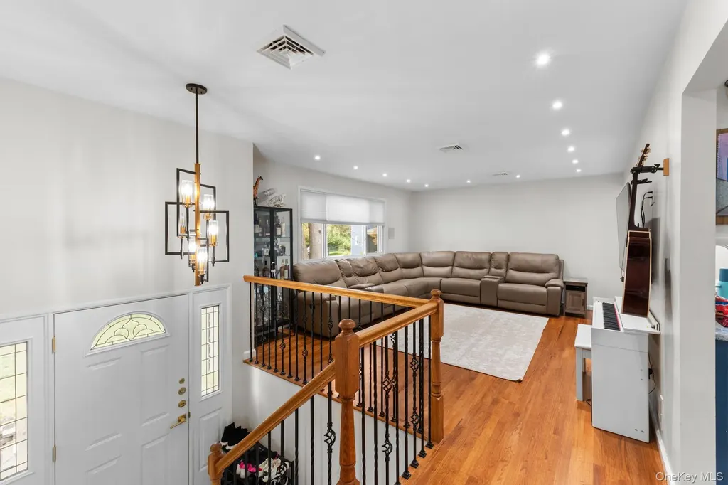 1 Phillips Drive Airmont NY 10901