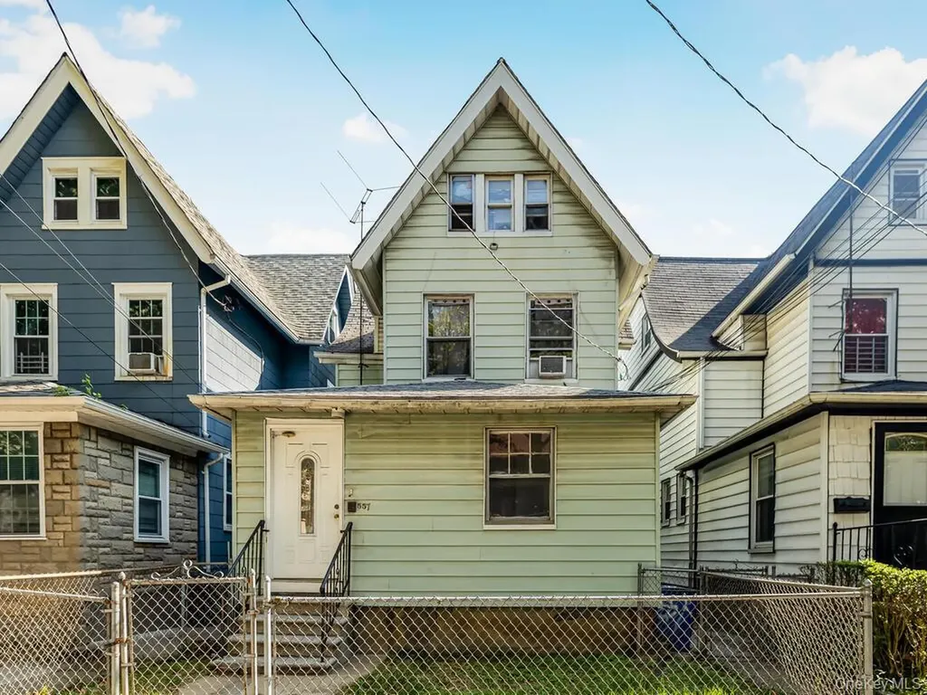 557 S 5th Avenue Mount Vernon NY 10550