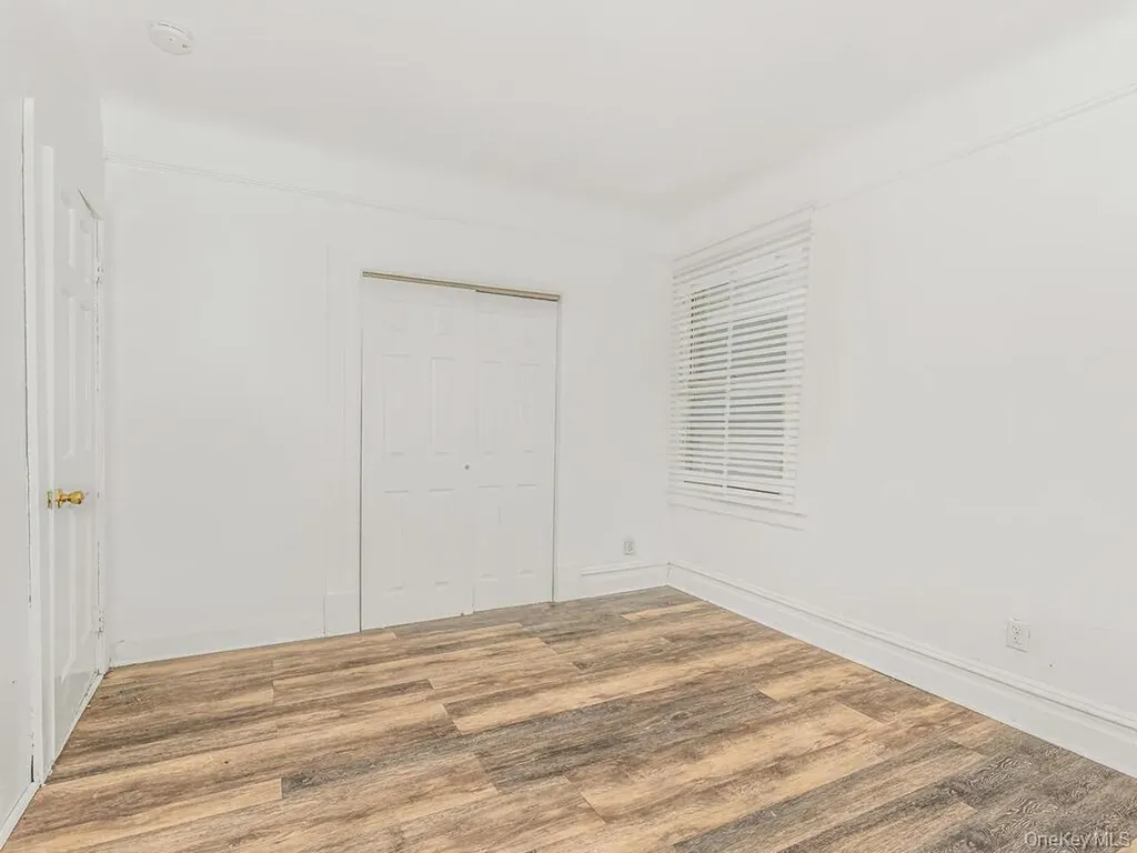 557 S 5th Avenue Mount Vernon NY 10550
