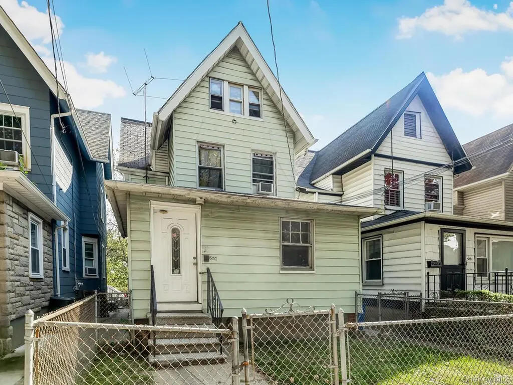 557 S 5th Avenue Mount Vernon NY 10550