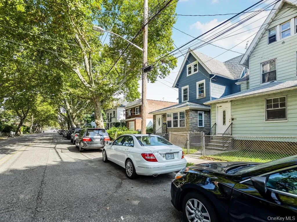 557 S 5th Avenue Mount Vernon NY 10550