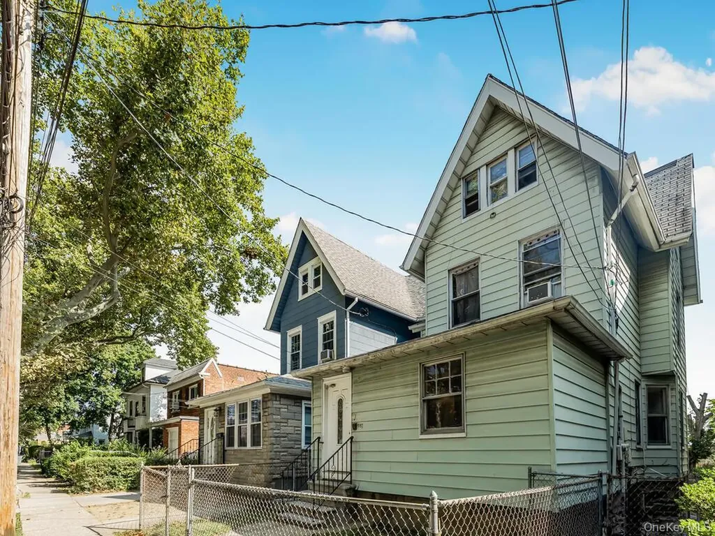 557 S 5th Avenue Mount Vernon NY 10550
