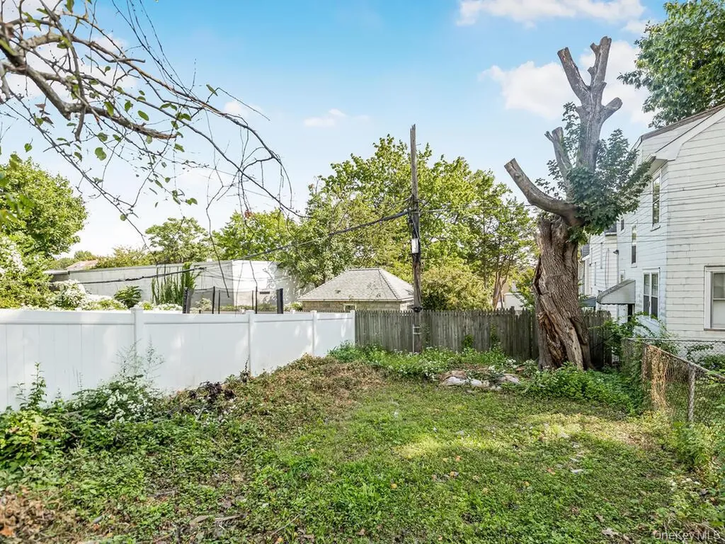 557 S 5th Avenue Mount Vernon NY 10550