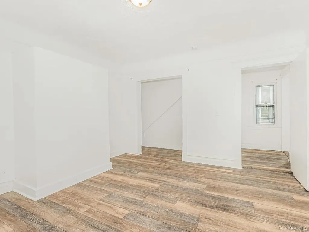 557 S 5th Avenue Mount Vernon NY 10550