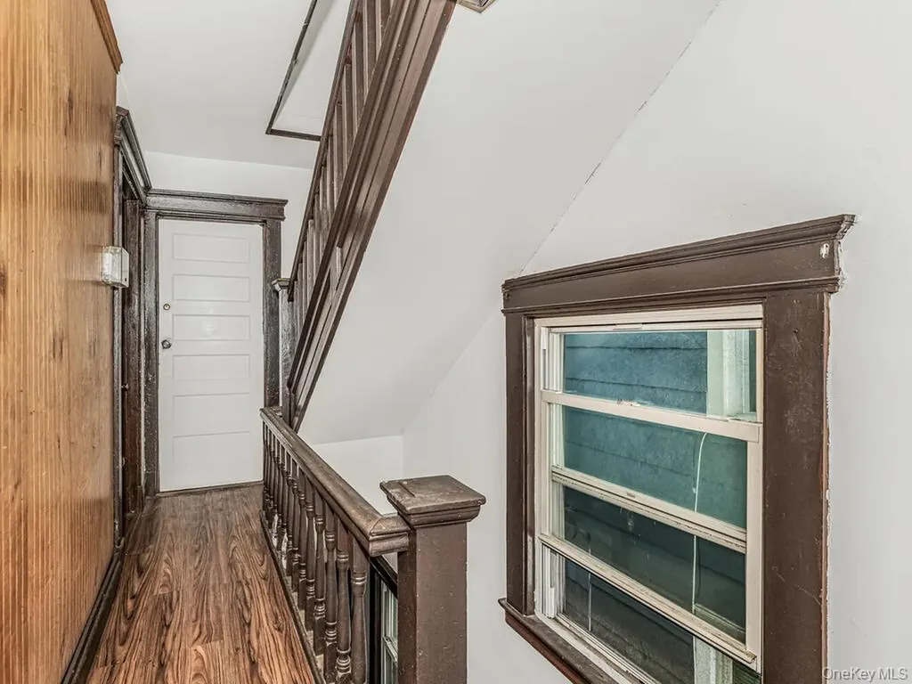 557 S 5th Avenue Mount Vernon NY 10550