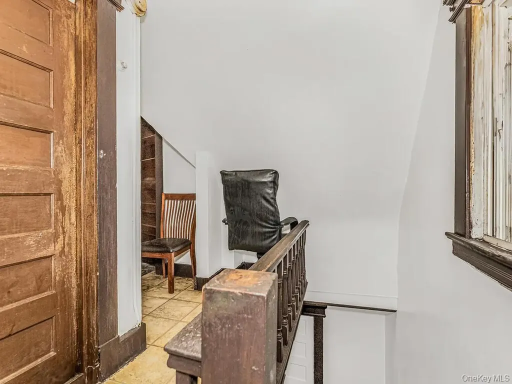 557 S 5th Avenue Mount Vernon NY 10550