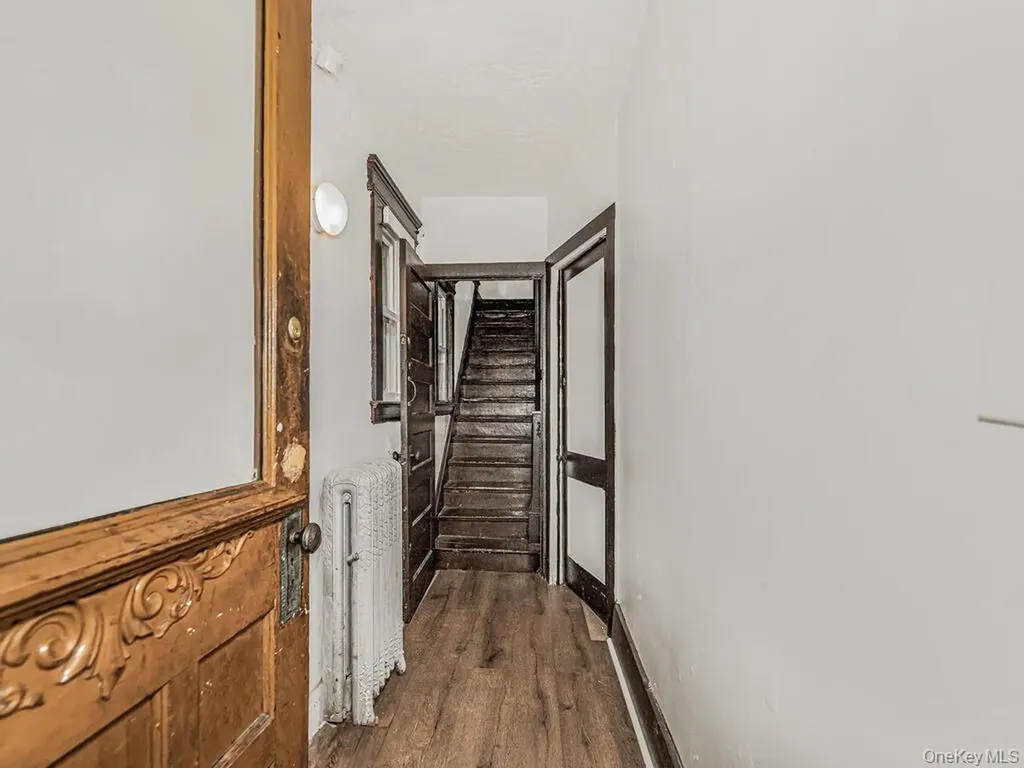 557 S 5th Avenue Mount Vernon NY 10550