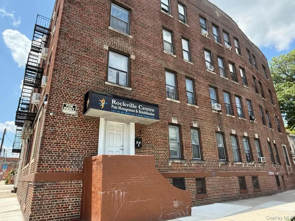 91-47 88 Road Woodhaven NY 11421