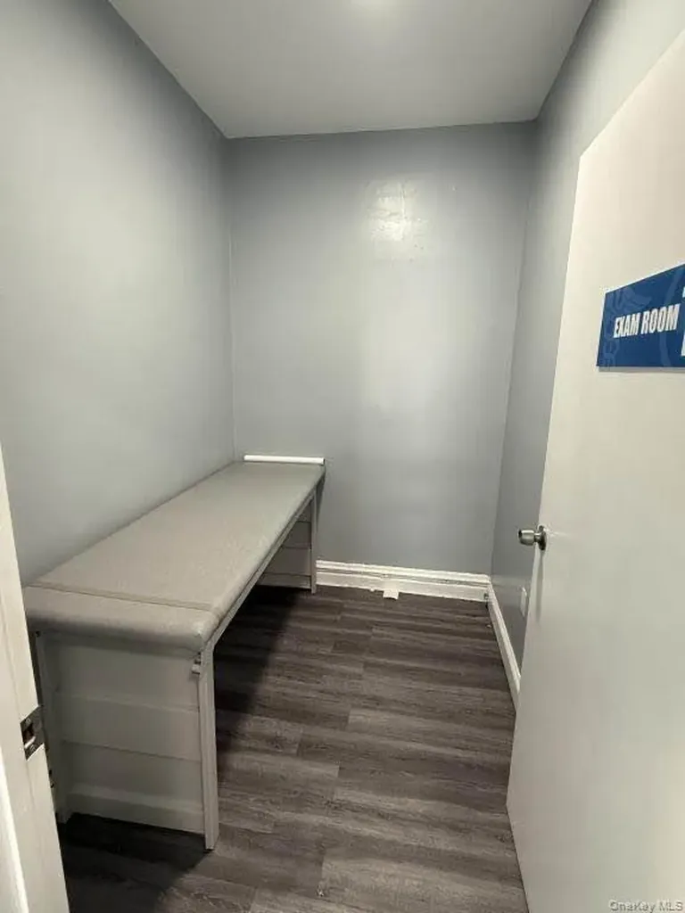 91-47 88 Road Woodhaven NY 11421