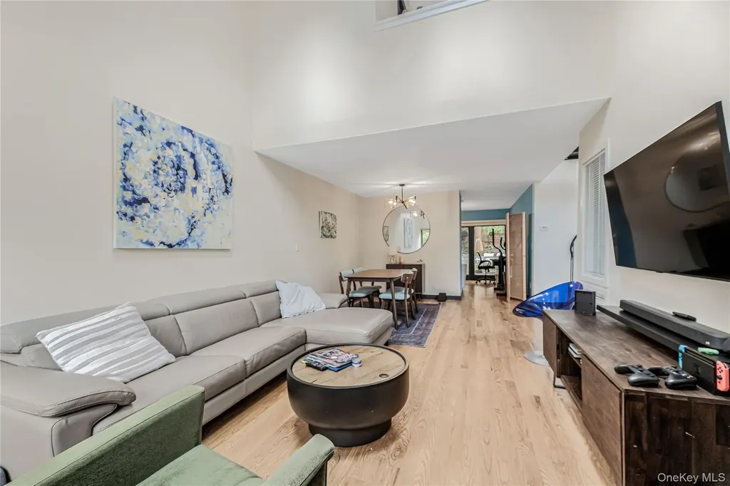 2 Tree Top Lane Dobbs Ferry NY 10522