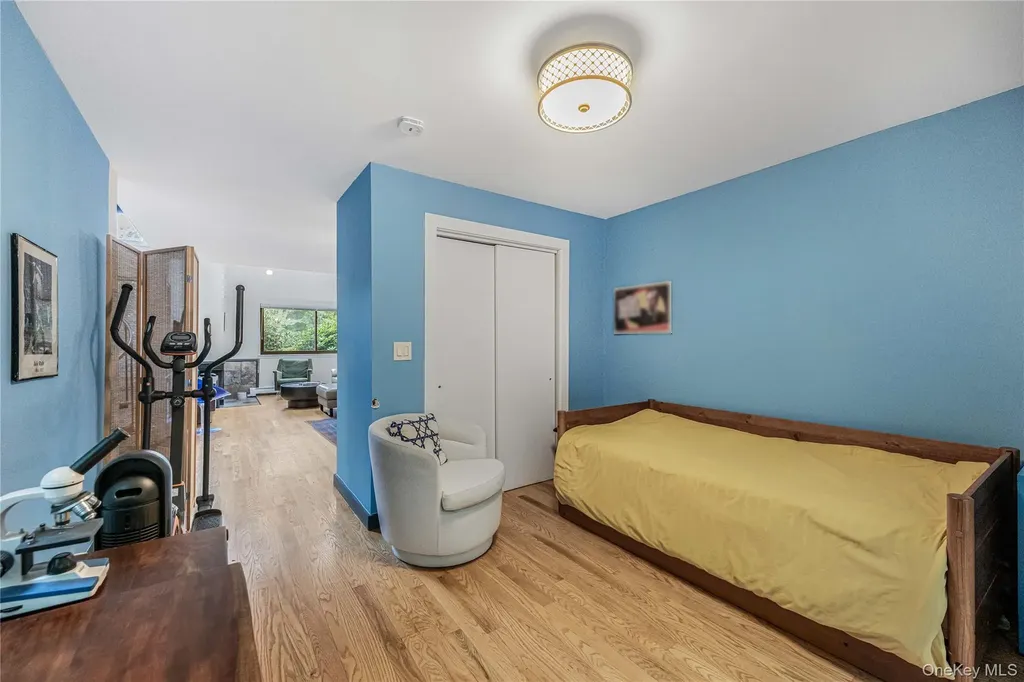 2 Tree Top Lane Dobbs Ferry NY 10522