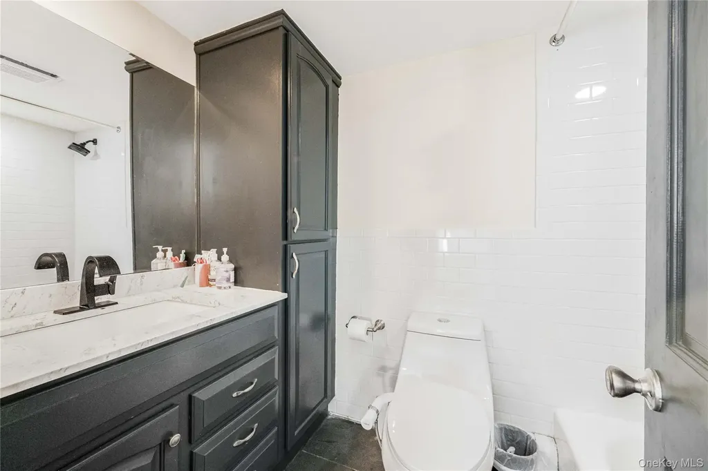 2 Tree Top Lane Dobbs Ferry NY 10522