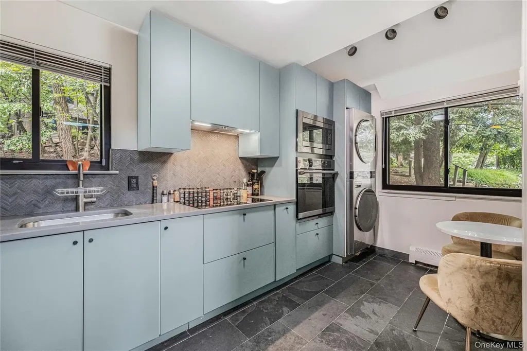 2 Tree Top Lane Dobbs Ferry NY 10522