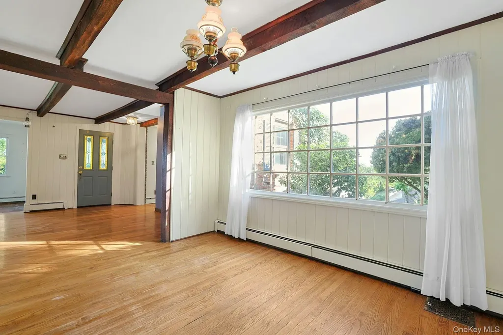 8 Ayers Road Tomkins Cove NY 10986
