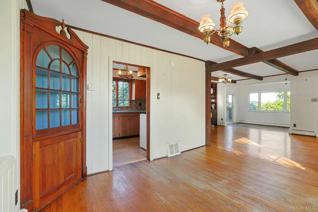 8 Ayers Road Tomkins Cove NY 10986