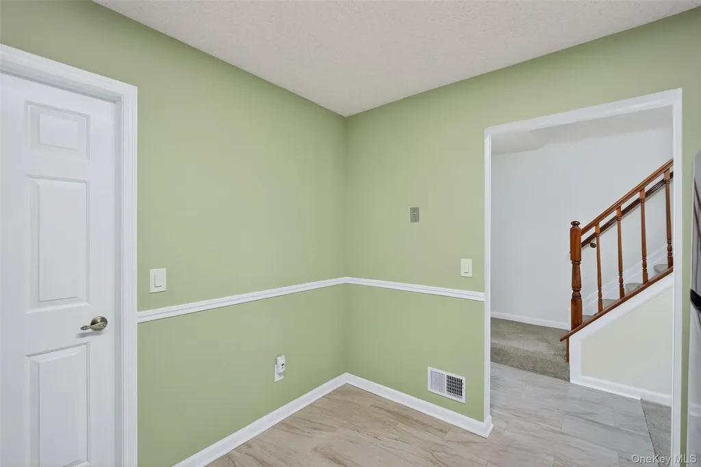 97 Jonathan Drive Mahopac NY 10541