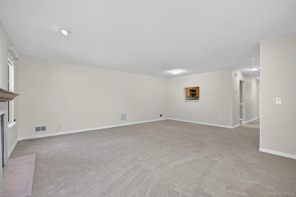 97 Jonathan Drive Mahopac NY 10541