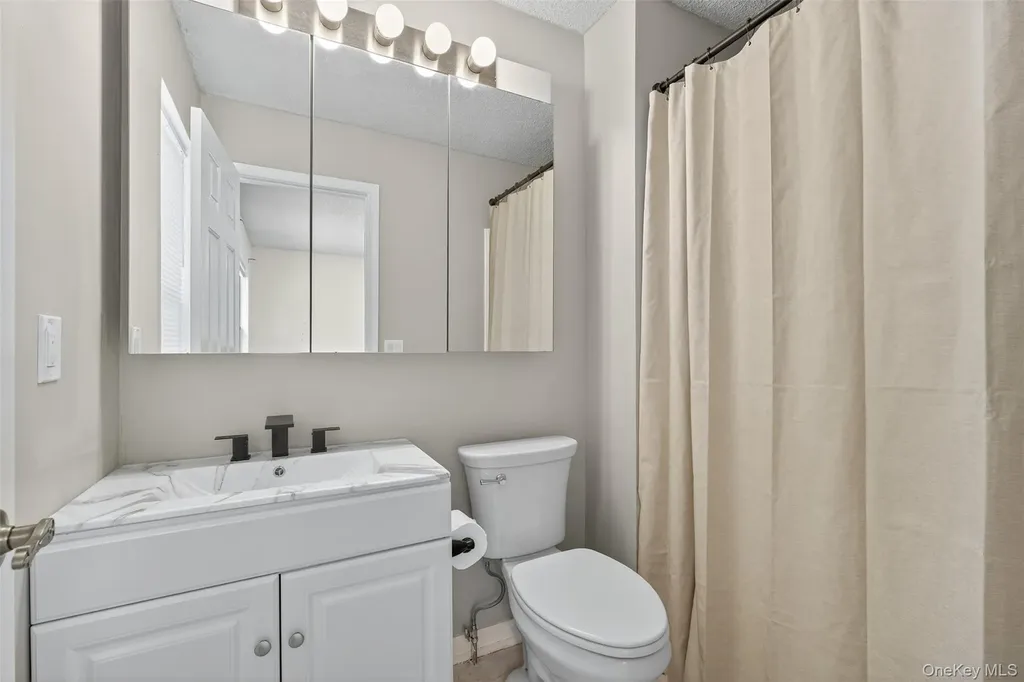 97 Jonathan Drive Mahopac NY 10541
