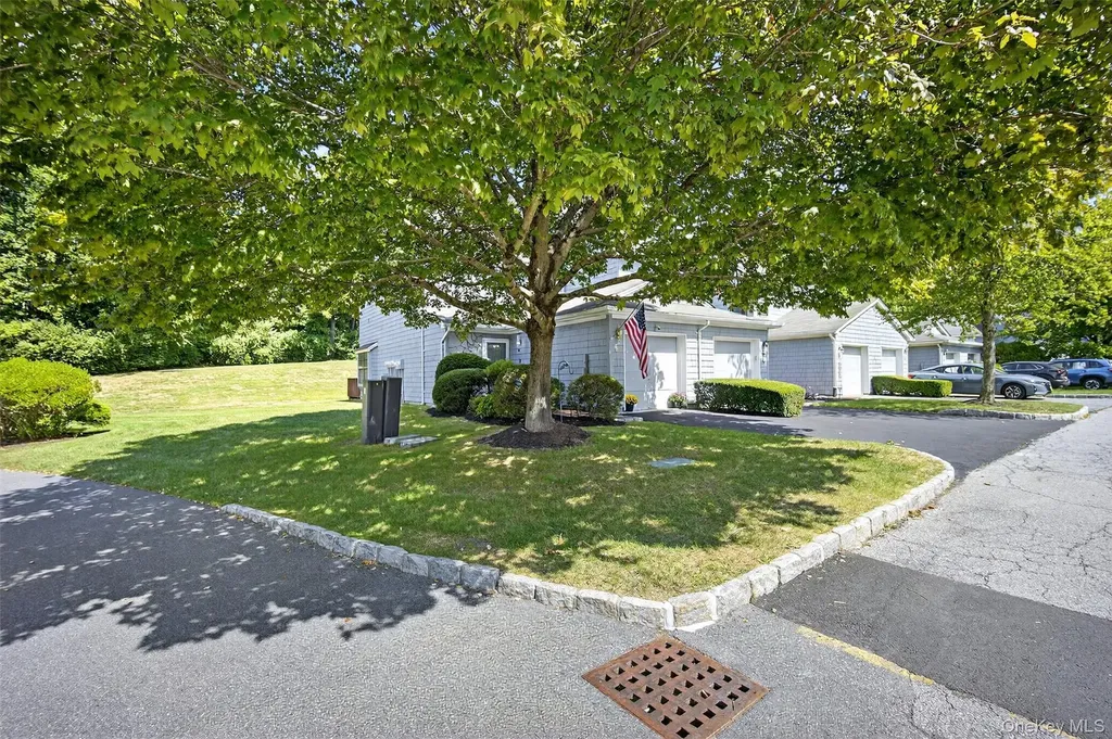 97 Jonathan Drive Mahopac NY 10541