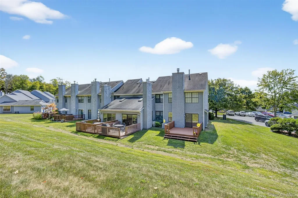 97 Jonathan Drive Mahopac NY 10541