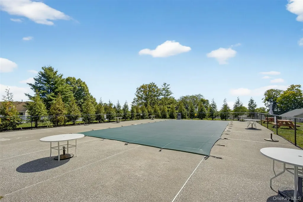 97 Jonathan Drive Mahopac NY 10541