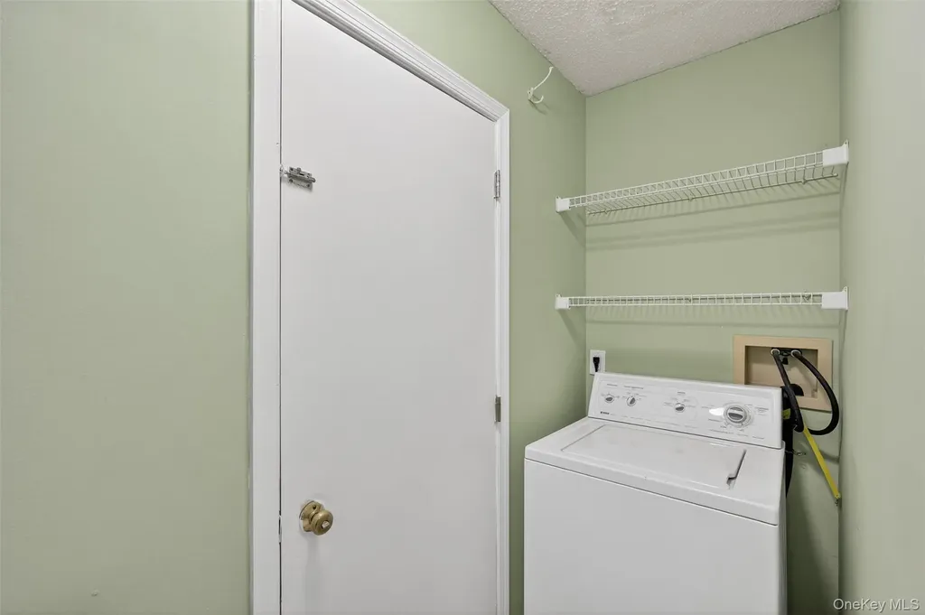 97 Jonathan Drive Mahopac NY 10541