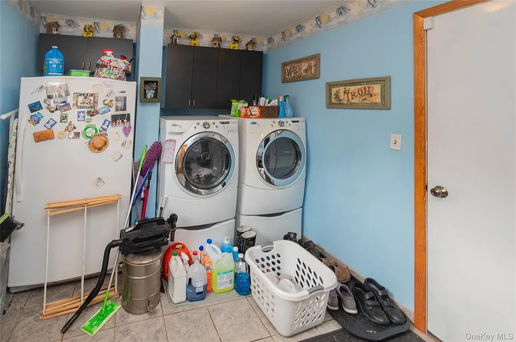 22 The Drive Westtown NY 10998