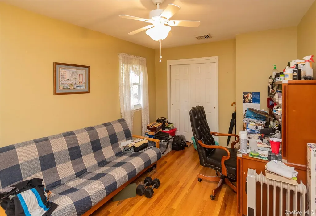 22 The Drive Westtown NY 10998