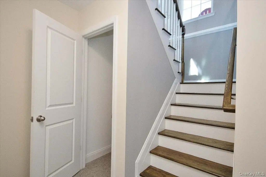 19 Emerson Terrace Highland NY 12528