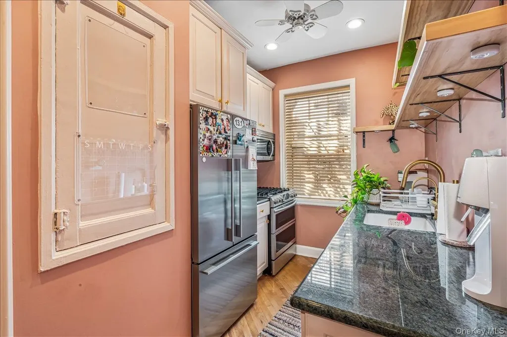 38-30 Douglaston Parkway Douglaston NY 11363