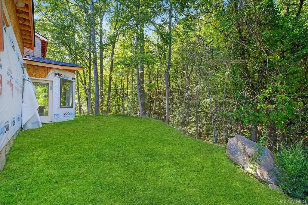 35 Driftwood Drive Somers NY 10589