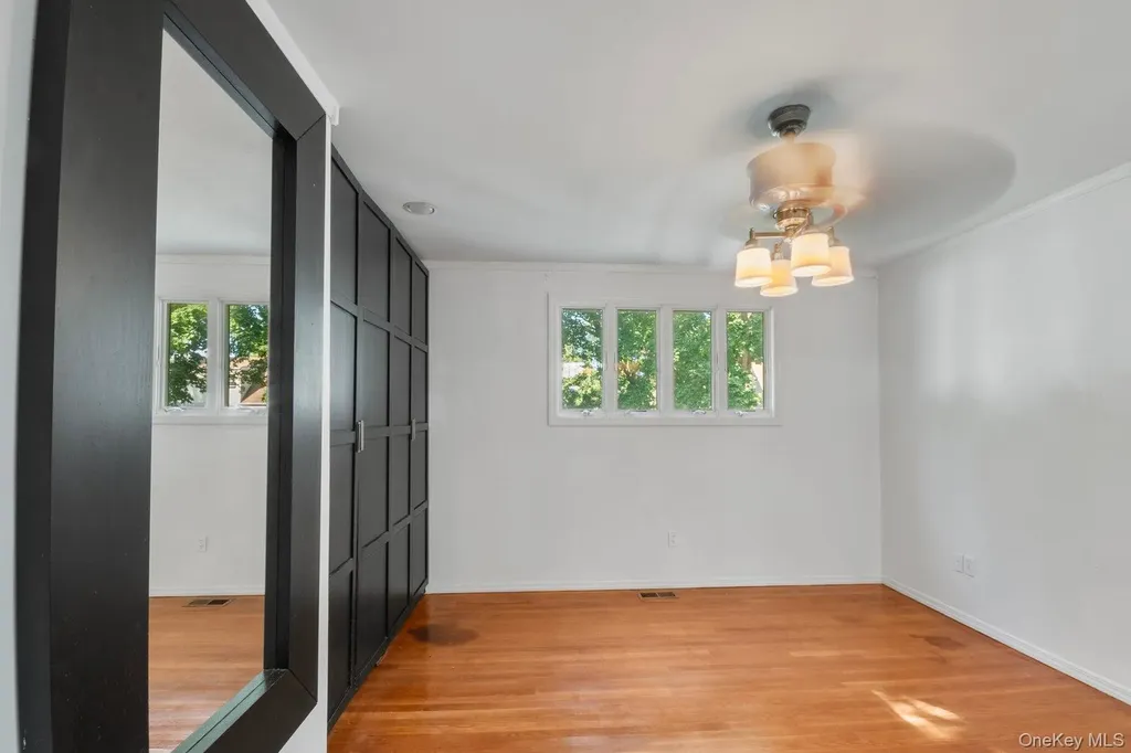 11 Mcgowan Lane Central Islip NY 11722