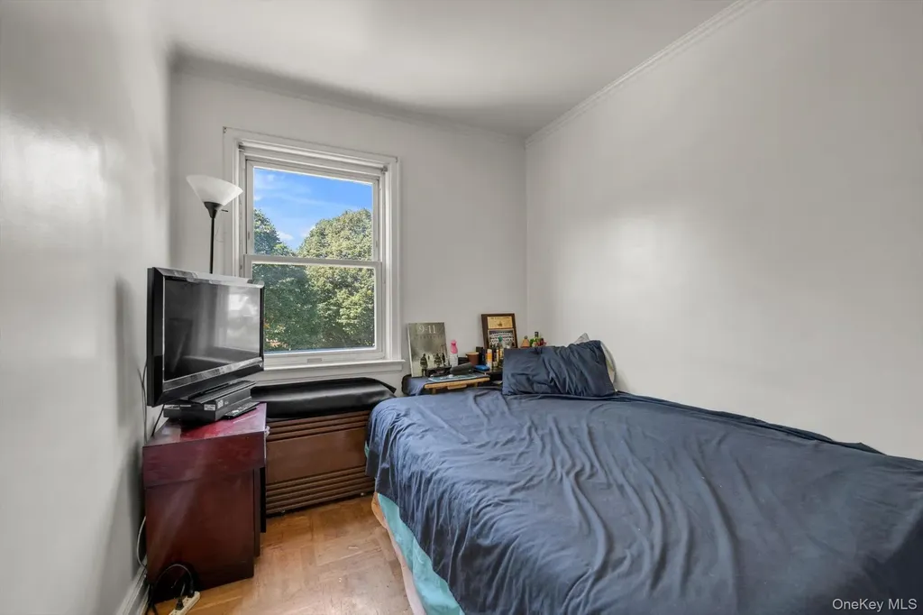 4547 166th Street Flushing NY 11358