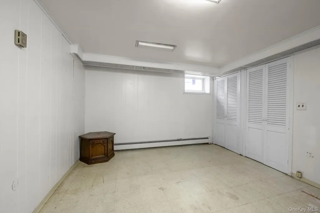 4547 166th Street Flushing NY 11358