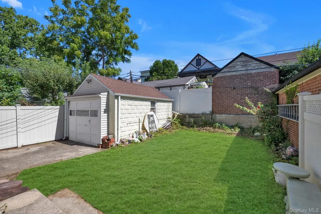 4547 166th Street Flushing NY 11358