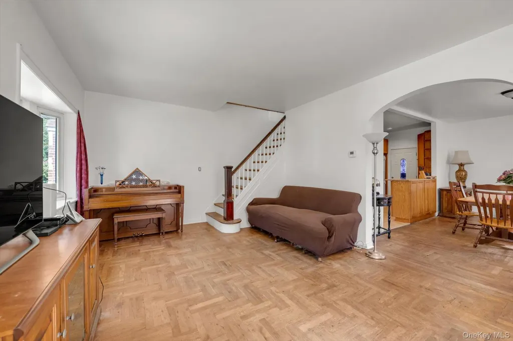 4547 166th Street Flushing NY 11358