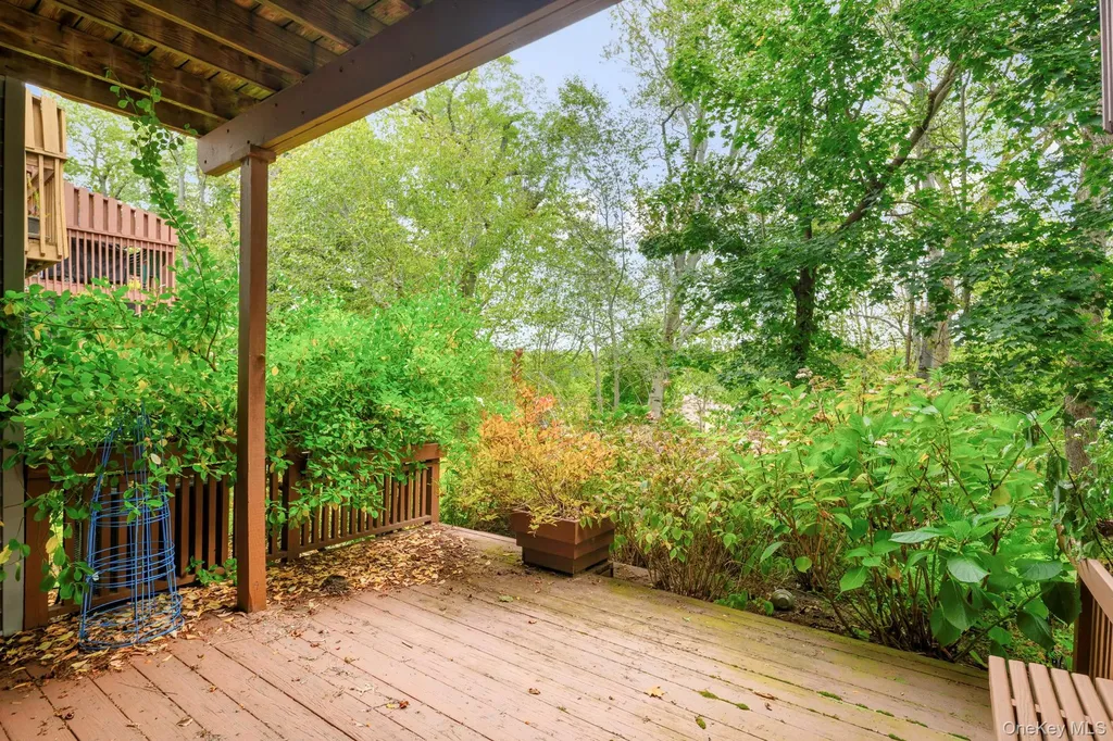 283 Horseshoe Circle Ossining NY 10562