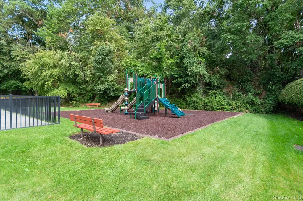 283 Horseshoe Circle Ossining NY 10562