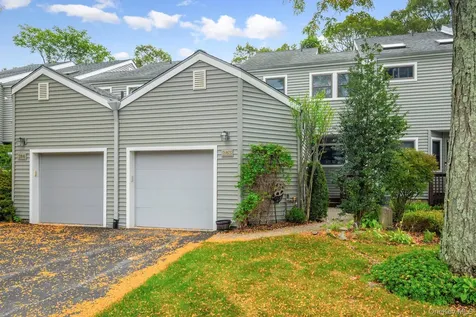 283 Horseshoe Circle Ossining NY 10562