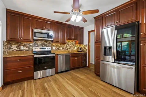 56 Daley Road Poughkeepsie NY 12603