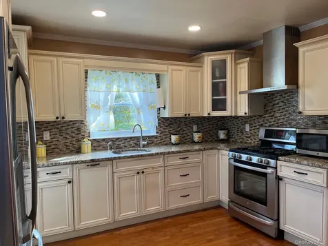 70 Stahlman Place Kingston NY 12401